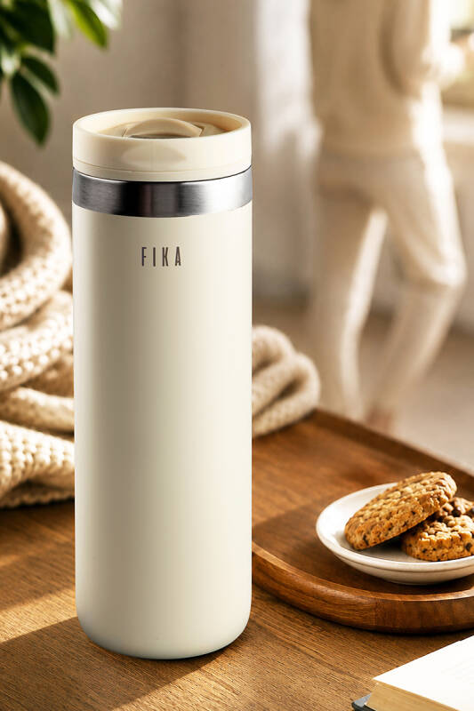 Fika Tauko Sızdırmaz Kolay Sökülebilir Derin Temizlenebilir Patentli Kapaklı Çelik Bardak Termos 470 ML - Bej - 1