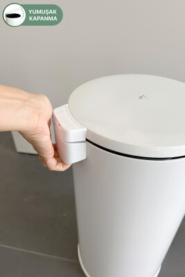 Cigo 20 LT Yumuşak Kapanan Pedallı Banyo Mutfak Ofis Çelik Çöp Kovası - Beyaz & İç Kısım Siyah - 4