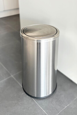 Vita 20 LT Döner Kapaklı Banyo Mutfak Ofis Çelik Çöp Kovası - Primanova (1)