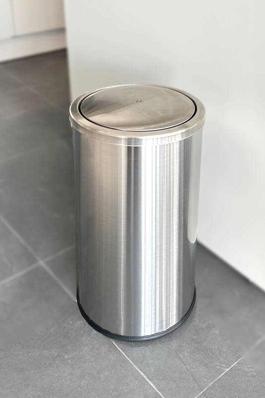 Vita 20 LT Döner Kapaklı Banyo Mutfak Ofis Çelik Çöp Kovası - 2